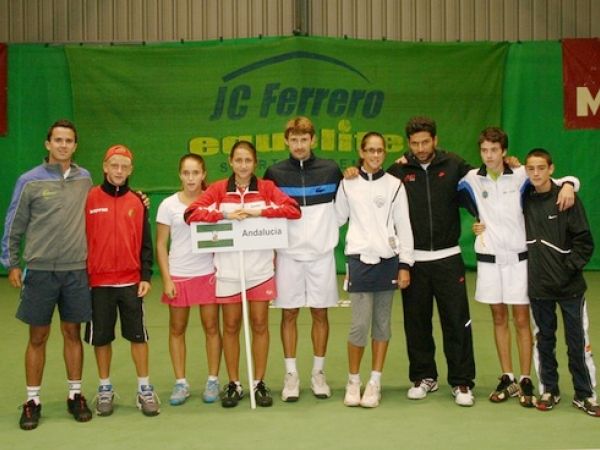 ANDALUCIA COMUNIDADES_2012