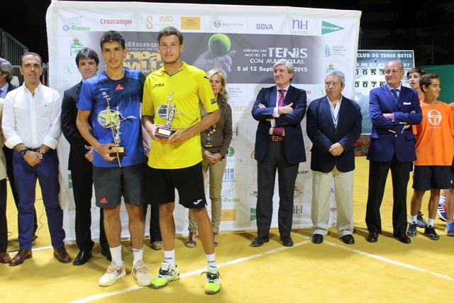 Finalistasok.jpg