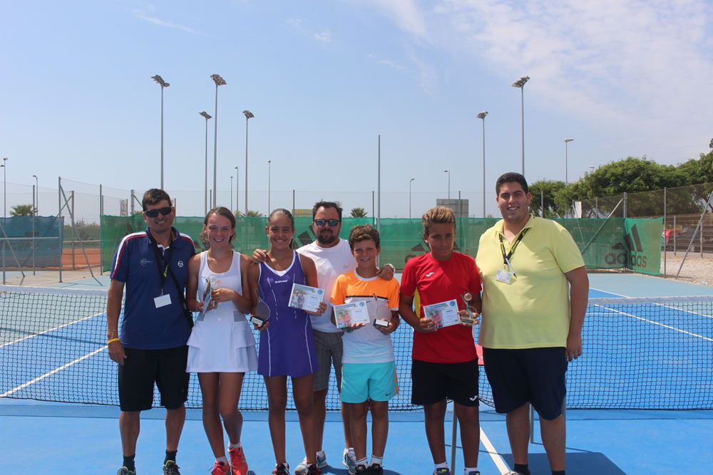 Entrega trofeos consolación