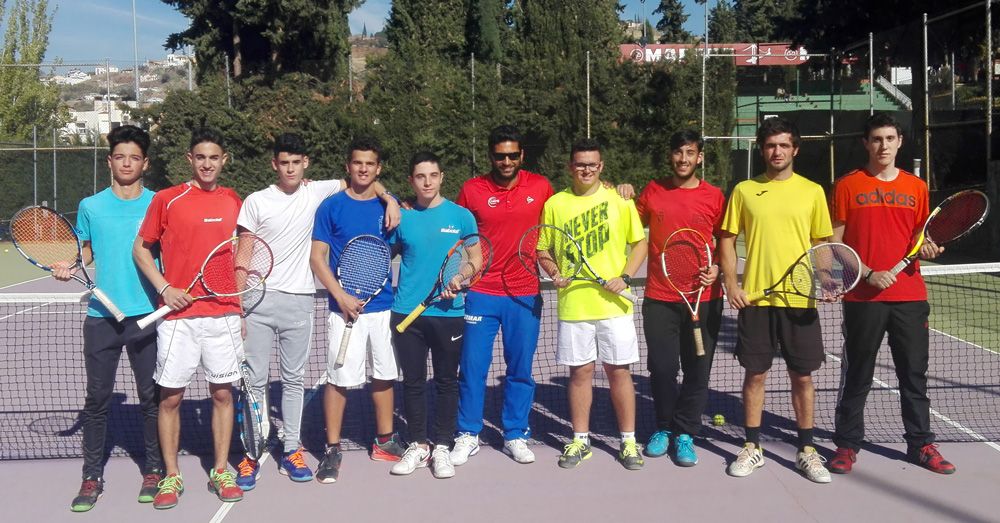 Grupo de alumnos del curso de instructor en granada