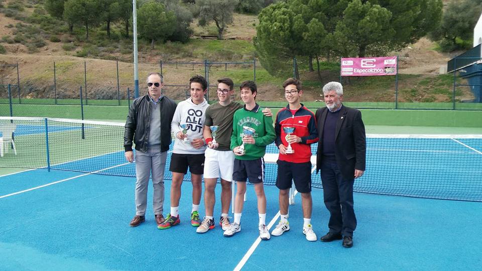 Entrega trofeos Dobles cadete copia