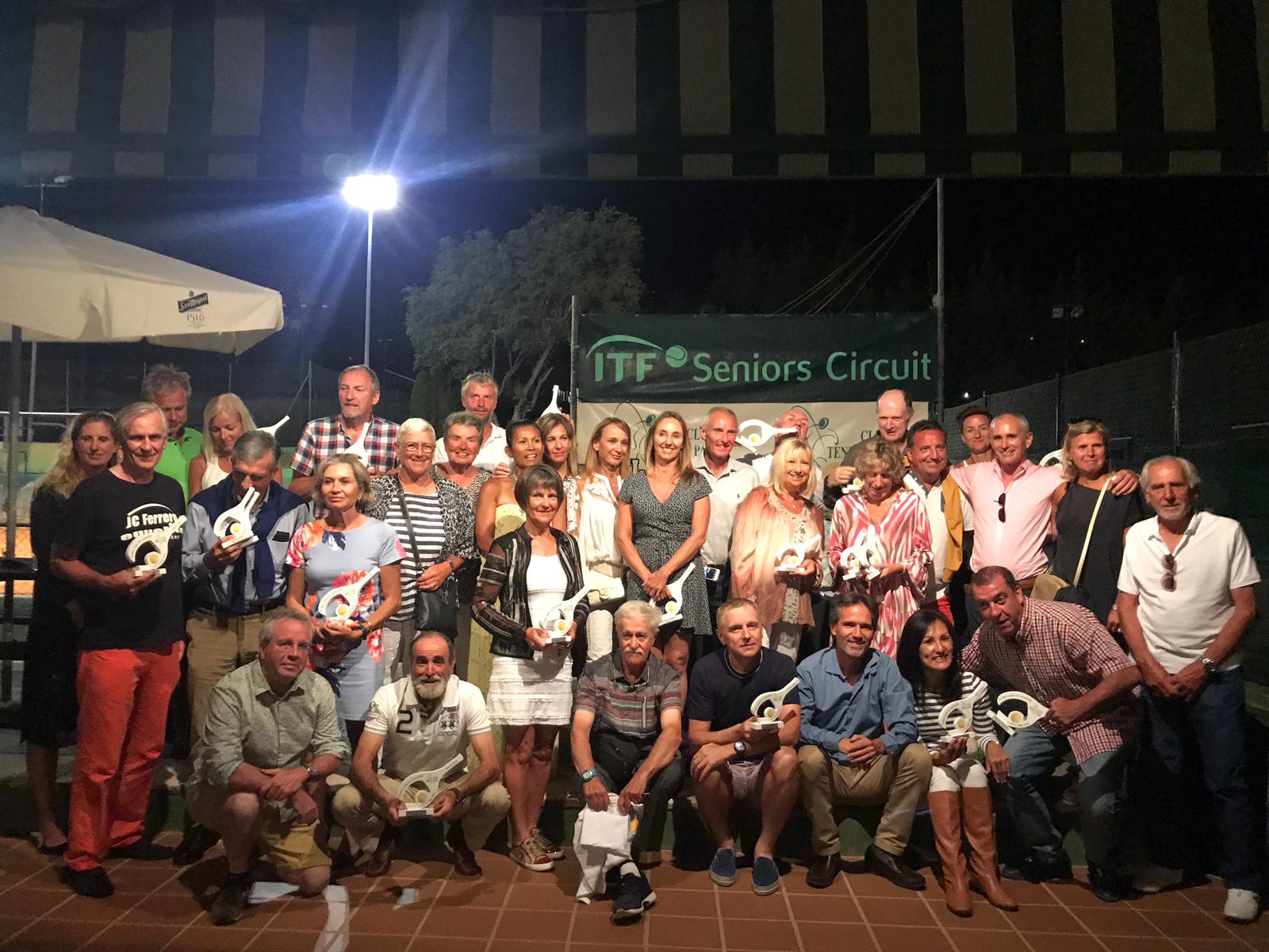 Group final photo Bel Air ITF Costa del Sol