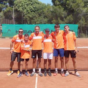 El equipo cadete del Agustín Boje Tennis Team en el Campeonato de España Cadete "Yellow Bowl"