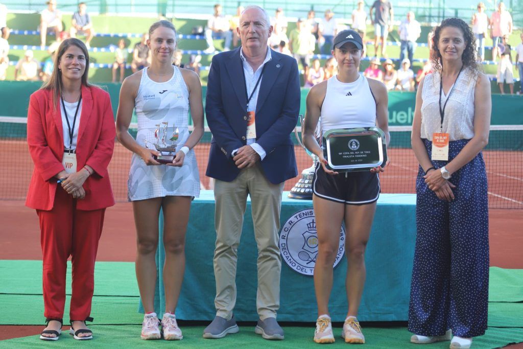 Magda Linette se corona en la Copa del Rey de tenis en Huelva