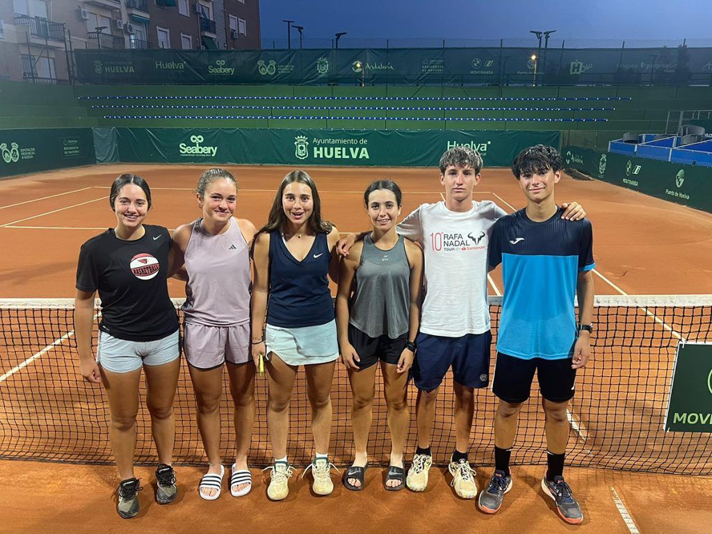 Promesas andaluzas del tenis en la Copa del Rey de Tenis Sub15 en Huelva