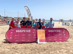 Jorge Méndez brilla en la Liga Mapfre de Tenis Playa de Melilla
