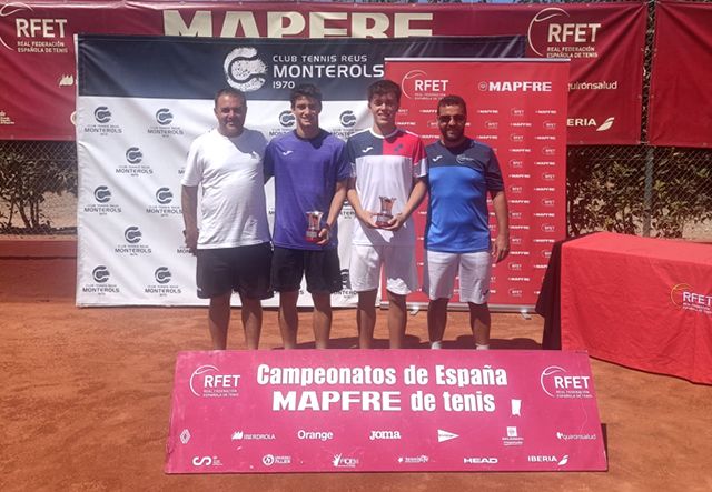Miguel Ángel Machado y Pablo Pérez, campeones de España de Dobles Junior Miguel Ángel Machado y Pablo Pérez, campeones de España de Dobles Junior