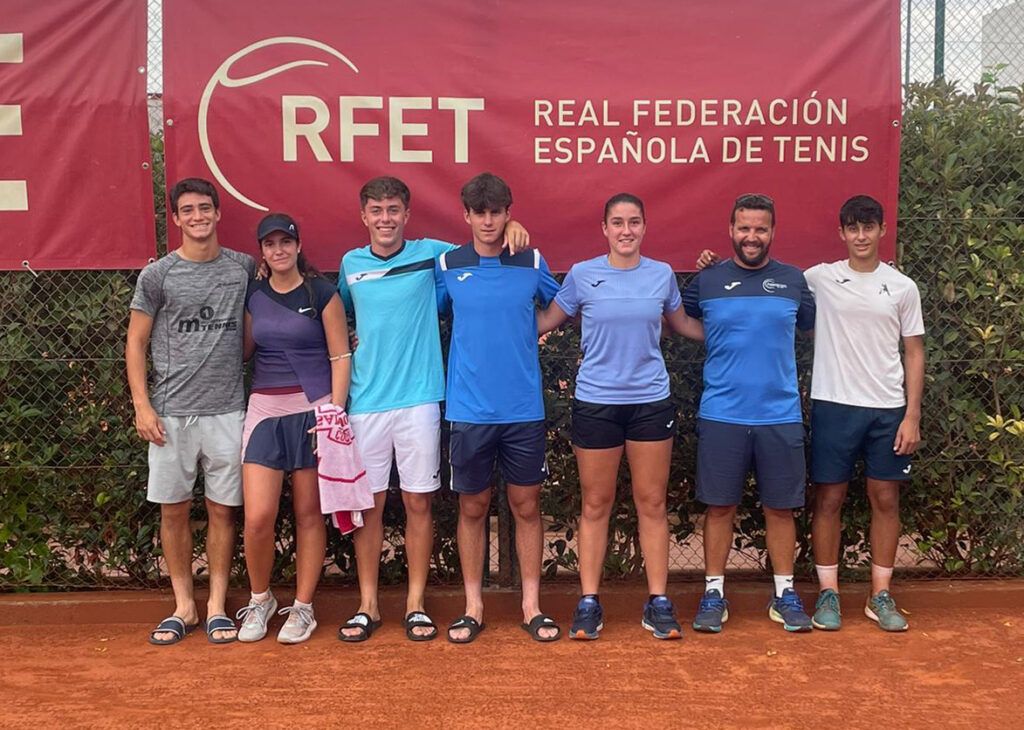 Jugadores andaluces en el Campeonato de España MAPFRE de Tenis Junior Jugadores andaluces en el Campeonato de España MAPFRE de Tenis Junior