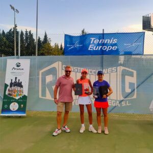 Campeonas de Dobles de los Internacionales de Andalucía Sub 12