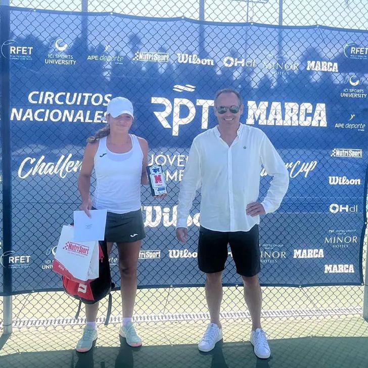 Paula Navarro venció en U16 del Marca Jóvenes Promesas en Sotogrande Racket Center