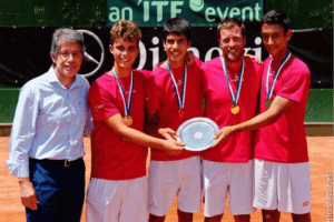 Campeones de la Summer Cup en 2017, con Nico Pérez de capitán