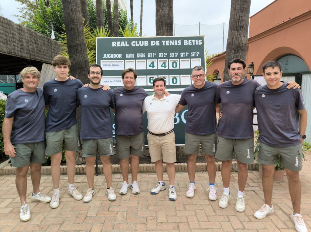 Árbitros y Jueces de Línea andaluces en la Copa Sevilla Árbitros y Jueces de Línea andaluces en la Copa Sevilla