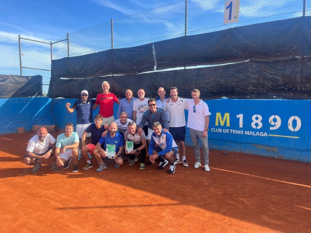 Campeones y finalistas del Campeonato de Andalucía Veteranos +50, Club Tenis Málaga y Real Aero Club de Córdoba Campeones y finalistas del Campeonato de Andalucía Veteranos +50, Club Tenis Málaga y Real Aero Club de Córdoba