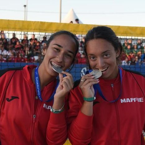 Laura Jiménez y Daniela Rodríguez, plata en el Campeonato de Europa Sub 18 de Tenis Playa en Grecia