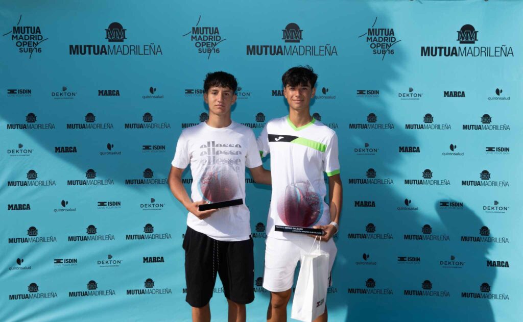 Darío Ortega y Agustín Siancha, en el Mutua Madrid Open Sub 16 en Río Grande Darío Ortega y Agustín Siancha, en el Mutua Madrid Open Sub 16 en Río Grande