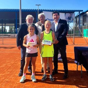 Olivia López y Mariia Parkhomenko en el Campeonato de Andalucía Sub 9 