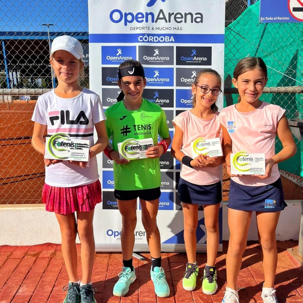 Campeonas y Finalistas del Campeonato de Andalucía Sub 9 en Córdoba