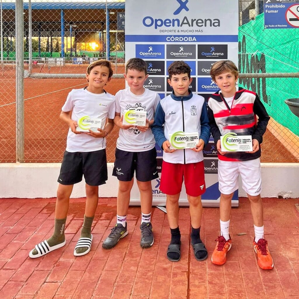 Campeones y Finalistas del Campeonato de Andalucía Sub 9 en Córdoba