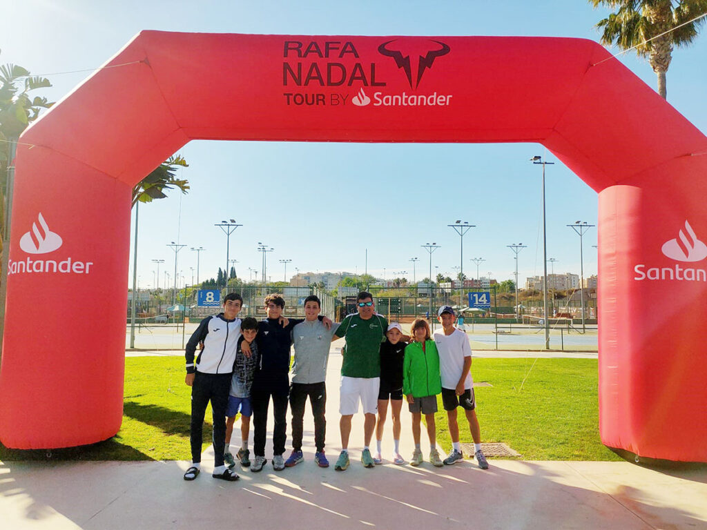 Expedición andaluza al Rafa Nadal Tour de Alicante, dentro del Programa de Tecnificación Andaluz Expedición andaluza al Rafa Nadal Tour de Alicante, dentro del Programa de Tecnificación Andaluz