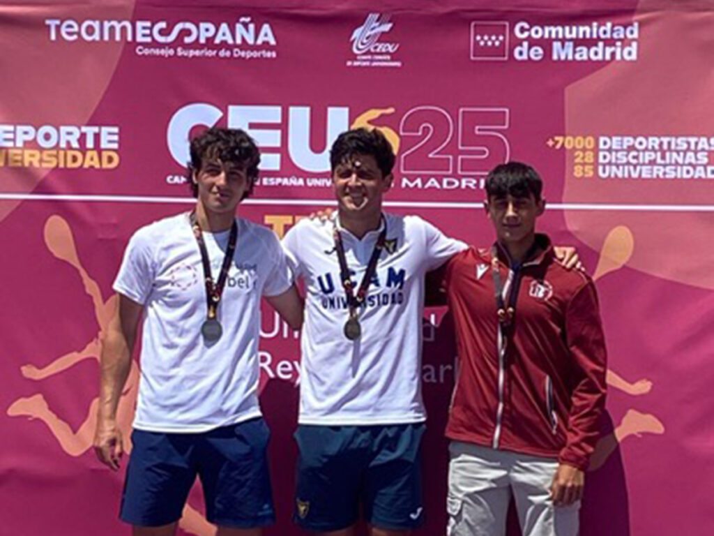 Alejandro López Escribano, bronce en el Campeonato de España Universitario, con la Universidad de Sevilla Alejandro López Escribano, bronce en el Campeonato de España Universitario, con la Universidad de Sevilla