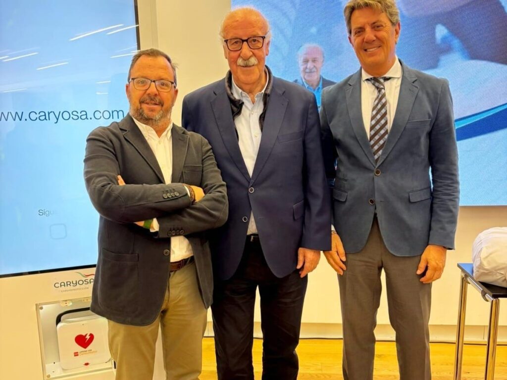 Juan Arispón, Vicente del Bosque y Alfonso Escribano, en la presentación de la Campaña "Tú puedes salvar una vida" Juan Arispón, Vicente del Bosque y Alfonso Escribano, en la presentación de la Campaña "Tú puedes salvar una vida"