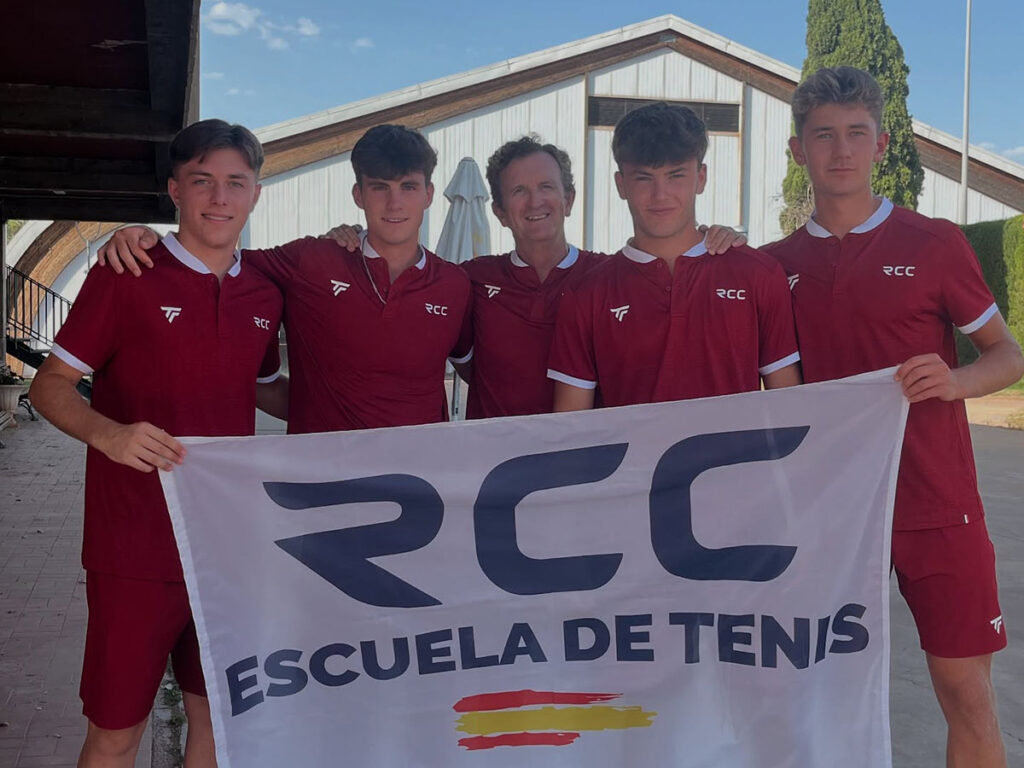 Equipo masculino del Real Club El Candado de Málaga en el Campeonato de España Junior por Equipos Equipo masculino del Real Club El Candado de Málaga en el Campeonato de España Junior por Equipos