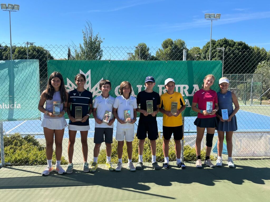Campeones de dobles del Tennis Europe U12 de Otura