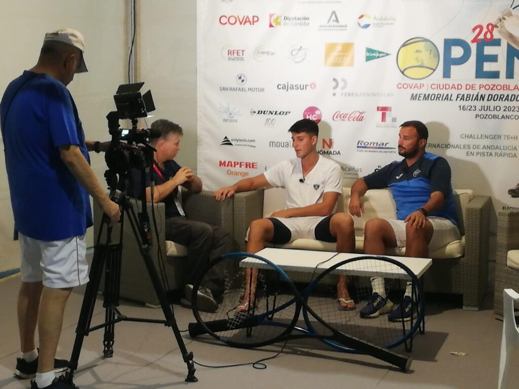 Juan José Leal con Pablo Llamas en el Challenger de Pozoblanco