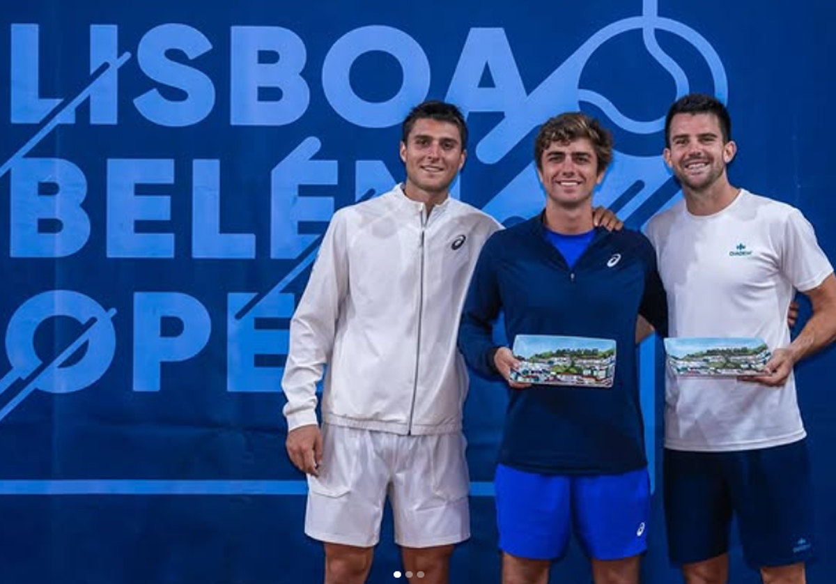Pablo Llamas en Lisboa consiguiendo el título de dobles junto a Sergio Martos