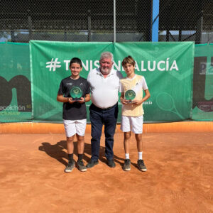 Campeonato de Andalucía Sub 11. Campeón Pedro Javier Laredo y finalista Pablo Navarrete. Open Arena de Córdoba