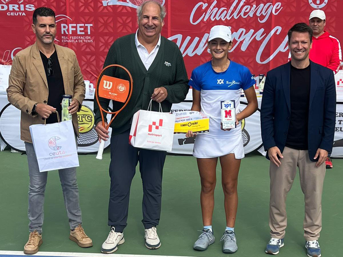 Carla Sofía Frutos, campeona U14 en el Máster del circuito RPT Marca by Wilson | Foto RPT Marca