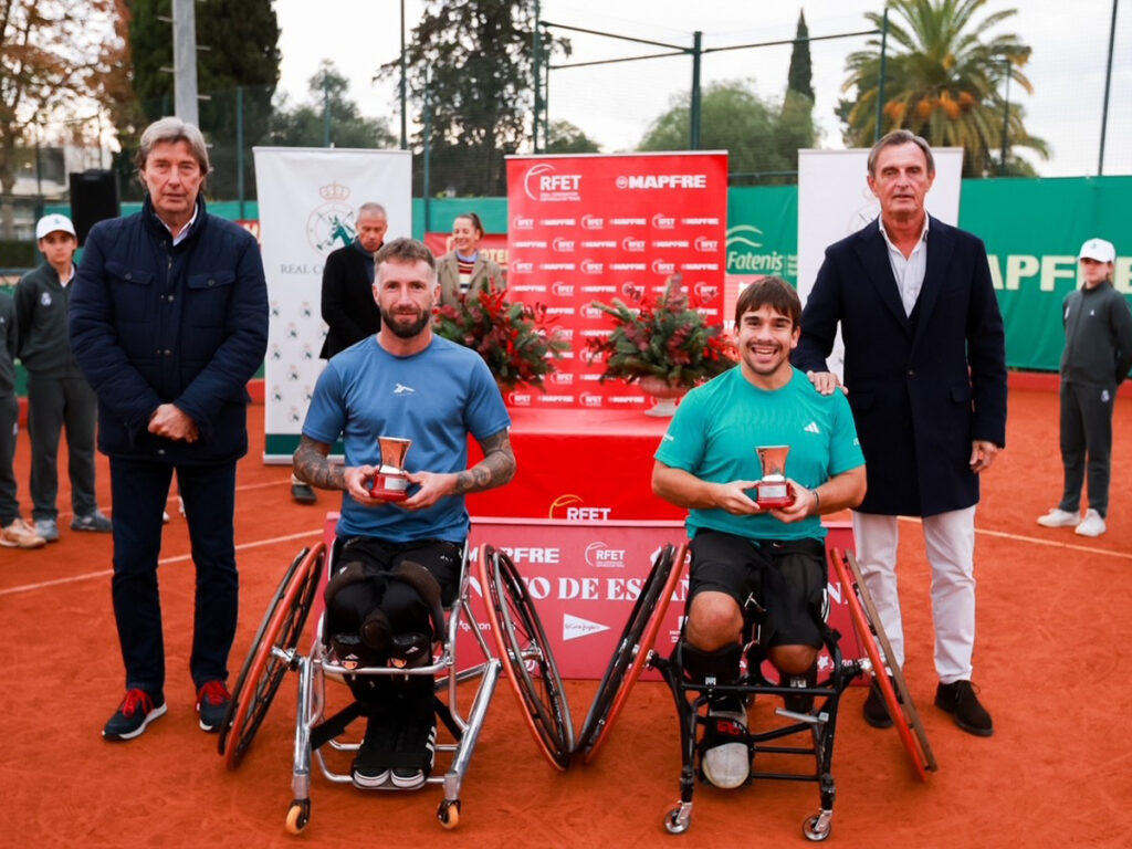 De la Puente y Bukala, campeones de España de dobles en el Real Club Pineda de Sevilla