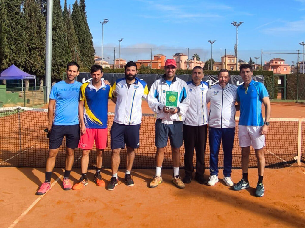 El Club Tenis Oromana, campeón +30 de Andalucía