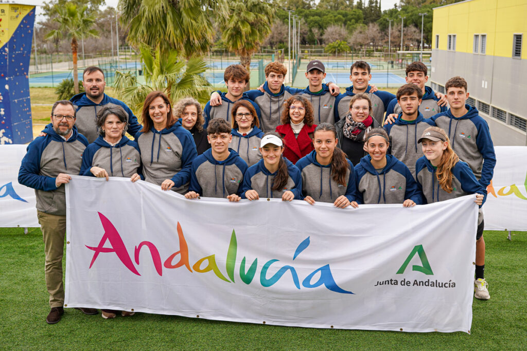 La Junta de Andalucía respalda el modelo estratégico de excelencia académica y deportiva de la Federación Andaluza de Tenis | Foto Fernando Vázquez - FAT