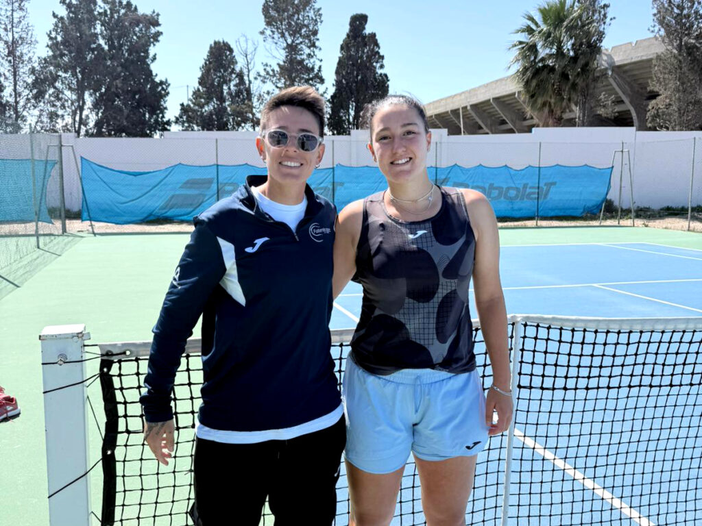 Lorena Solar en el ITF W15 de Monastir acompañada por Paula Cueto