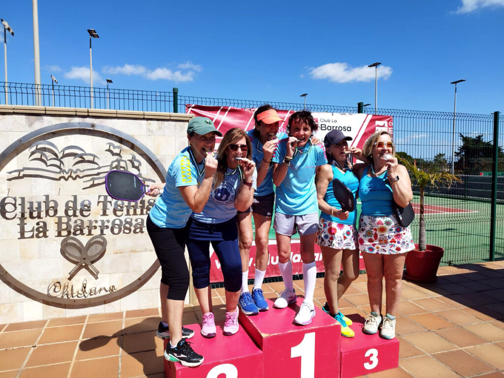 II Circuito Andaluz de Pickleball, con la sexta parada celebrada en el Club La Barrosa de Chiclana de la Frontera