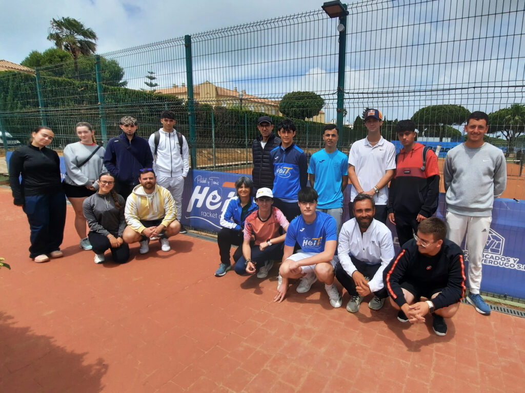 Curso de Instructor de tenis en Club Heit Racket Center con éxito de participación