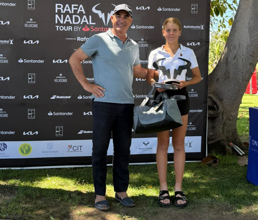 Viktoriia Koroleva, campeona en sub 12 en el Rafa Nadal Tour de Alicante