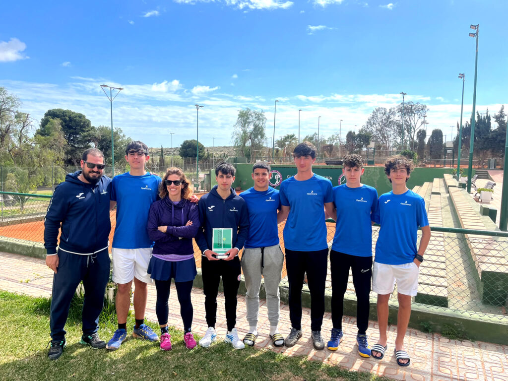Open Arena de Córdoba, campeón de Andalucía Junior por Equipos en segunda división