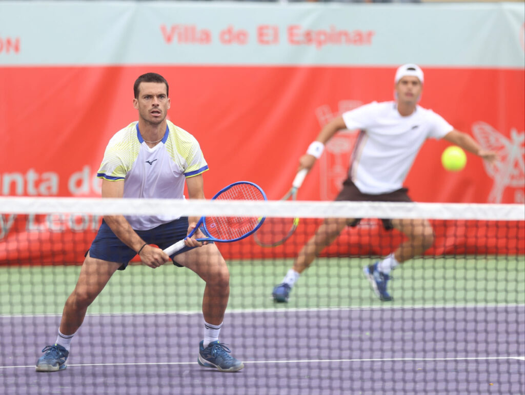 El almeriense Benji Winter y el aragonés Alejo Sánchez, campeones de dobles del ATP Challenger El Espinar - Foto El Espinar
