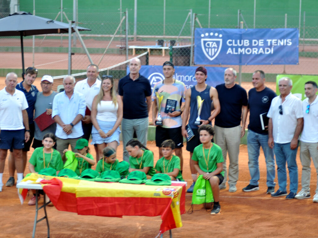Título para Darío Ruiz en el Open de Almoradí - Foto CT Almoradí Título para Darío Ruiz en el Open de Almoradí - Foto CT Almoradí