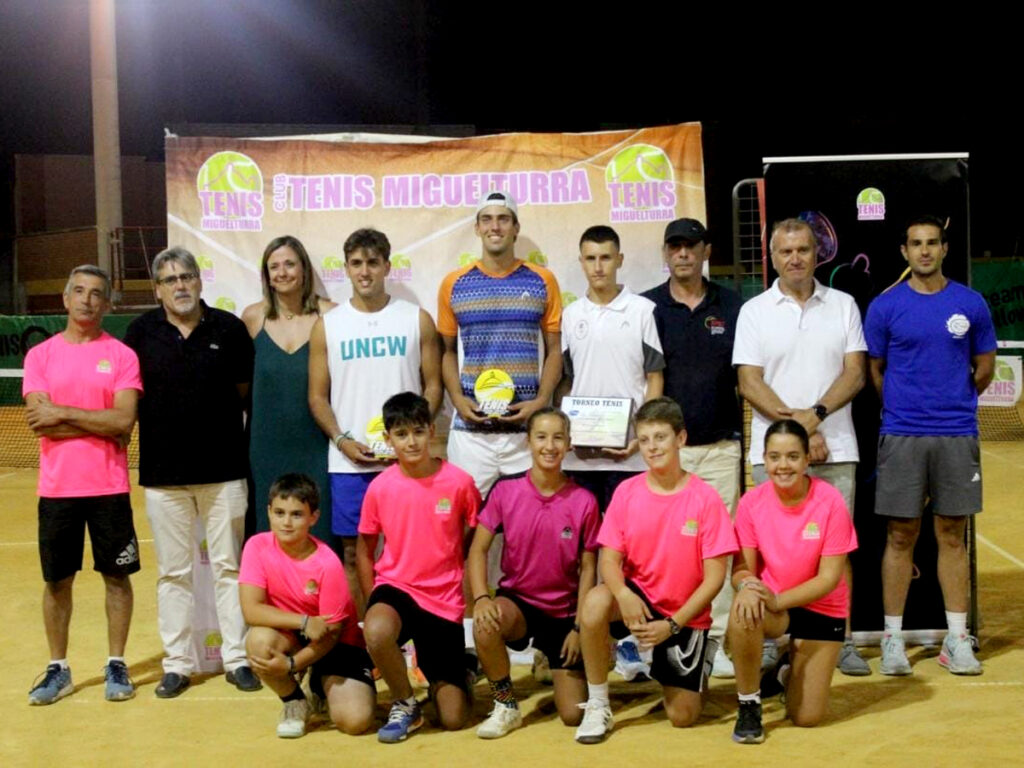 IBP Miguelturra con Nico Kupi campeón - Foto CT Miguelturra