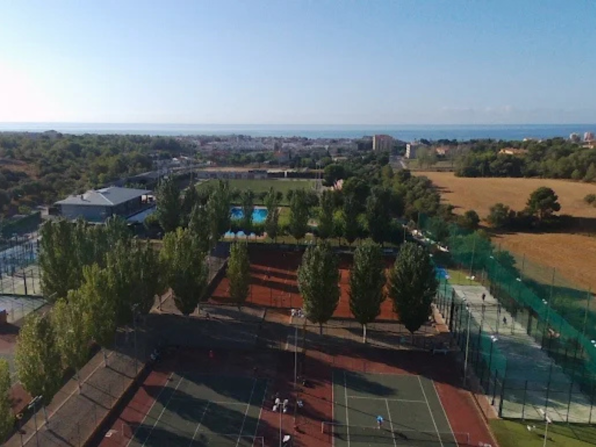 El tenis andaluz mantiene su presencia en los circuitos nacionales con Daniel García Estrabot en semifinales - Foto Club Sports Tennis & Pàdel Cunit