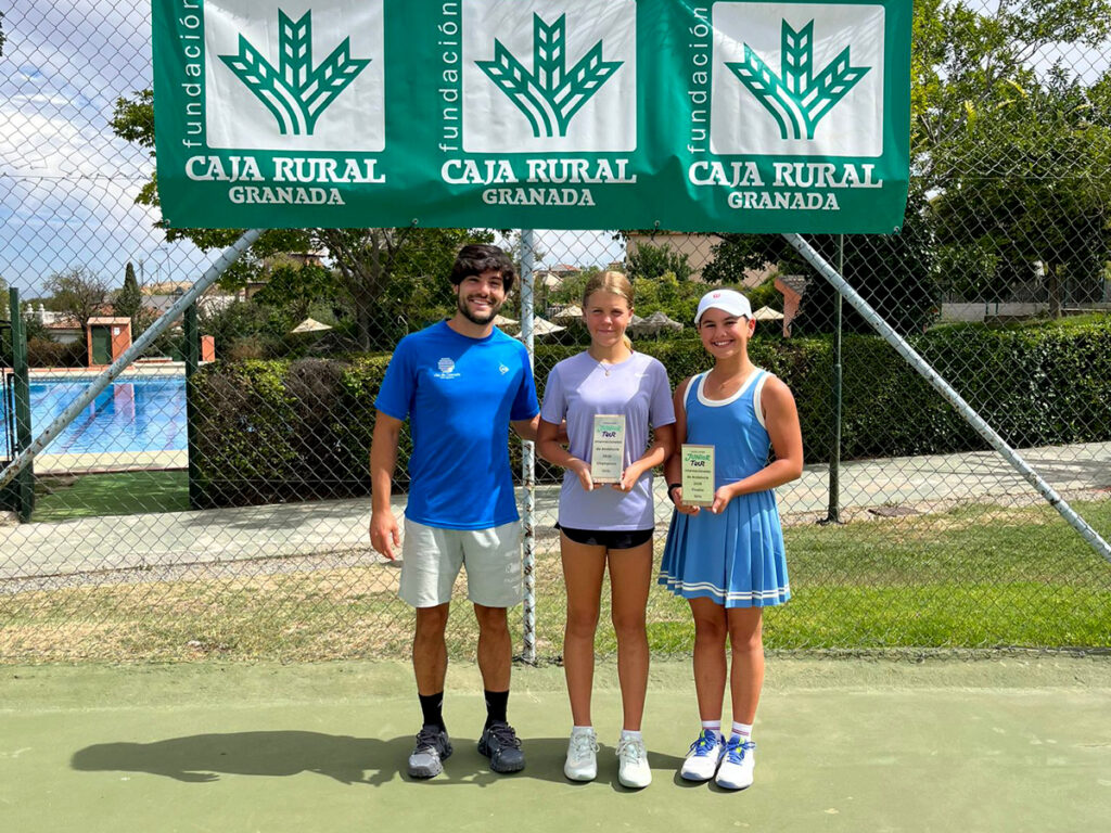 Internacionales de Andalucía U12 en Otura - Tennis Europe U12 - Triunfo de Viktoriia Koroleva ante Mathilde Hartvigsen