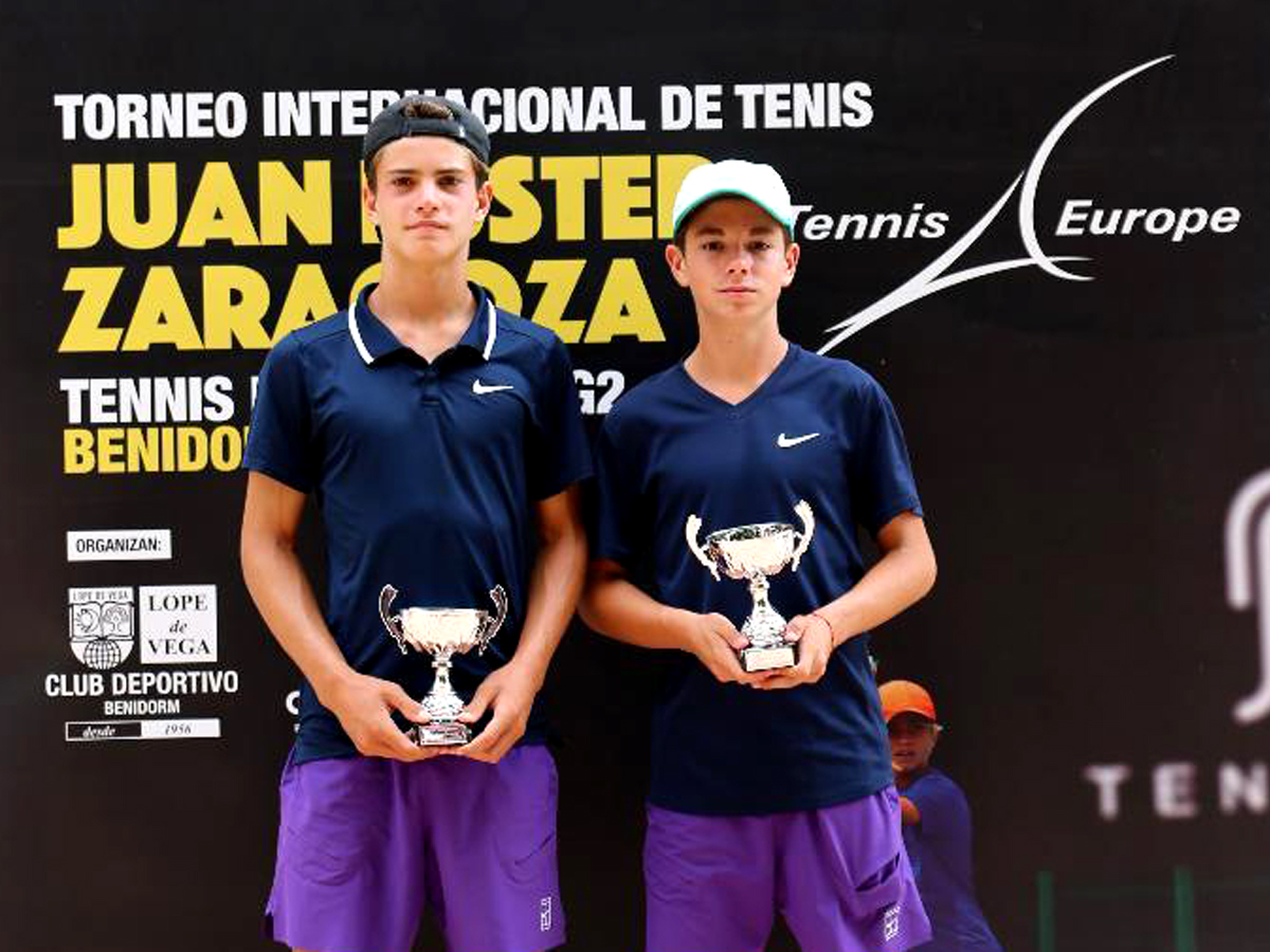 Leo Vidaña, finalista junto a Antoni Ballester, en el dobles del Tennis Europe U14 de Benidorm