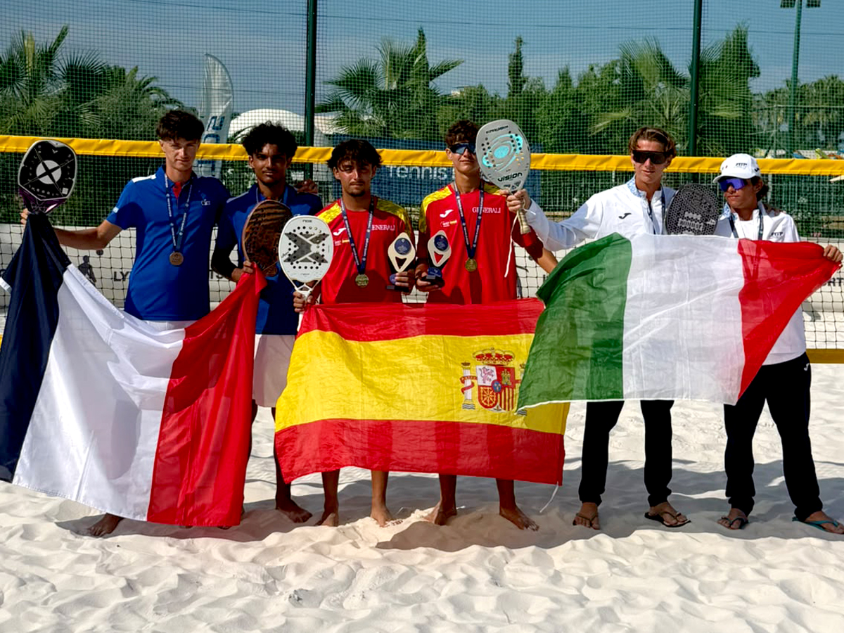 Photo: fatenis.com Spanish and Andalusian Juniors Dominate European Beach Tennis Championships in Crete